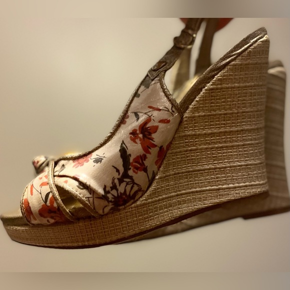 Spring Wedges, size 36 (5.5) - Picture 12 of 13